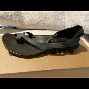 Cydwoq Women Sandal- tomcat